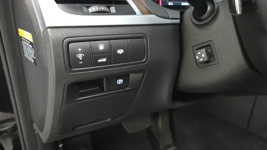 Hyundai DH G330 AWD 2014 18