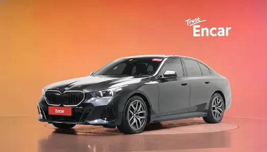 BMW 5 Series (G60) 520i M 2026 20