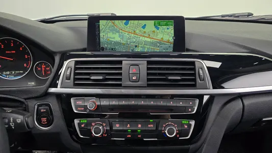 BMW 3 Series (F30) 320d ED 2015 15