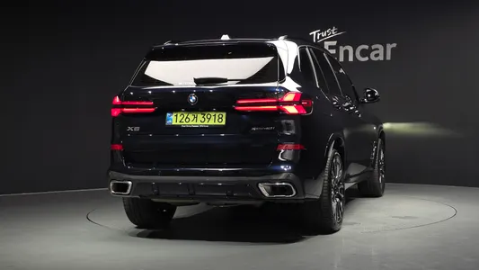 BMW X5 (G05) xDrive 40i M 2026 4