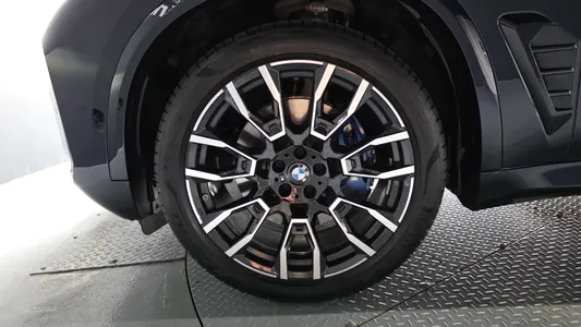 BMW X5 (G05) xDrive 40i M 2026 5