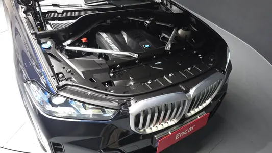 BMW X5 (G05) xDrive 40i M 2026 6