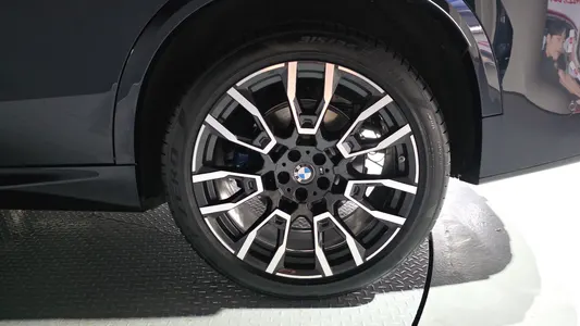 BMW X5 (G05) xDrive 40i M 2026 22