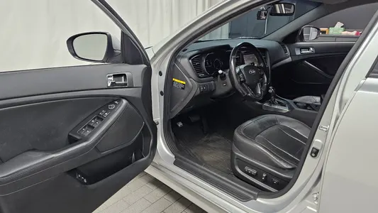 Kia K5 2013 10