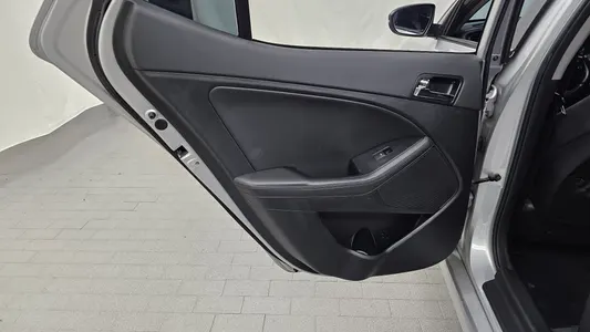 Kia K5 2013 25