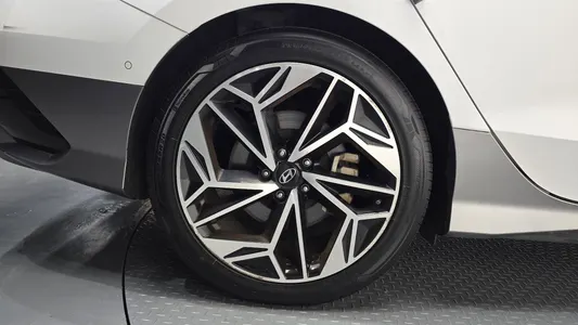 Hyundai Ioniq 6 AWD 2022 5