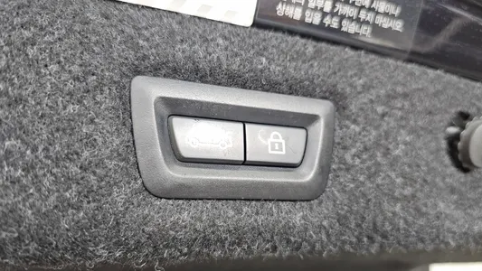 BMW 5 Series (G30) 530d M 2018 27