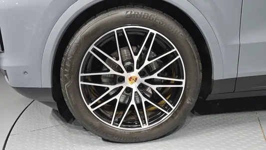 Porsche (PO536) 3.0 2024 5