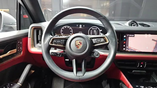 Porsche (PO536) 3.0 2024 13