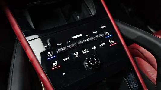 Porsche (PO536) 3.0 2024 18