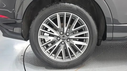 Audi Q3 (F3) 40 TFSI 2025 5