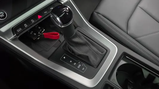 Audi Q3 (F3) 40 TFSI 2025 9