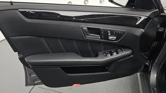Mercedes-Benz E-Class W212 E220 2015 25