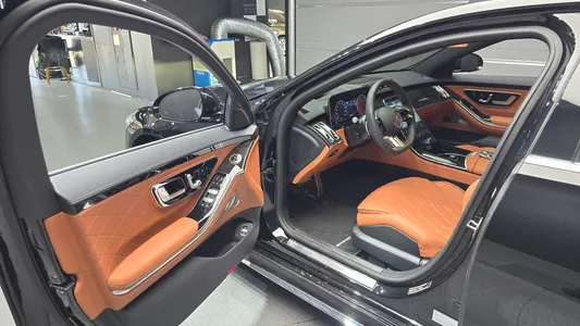 Mercedes-Benz S-Class W223 S500L 4MATIC 2025 10