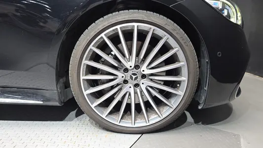 Mercedes-Benz S-Class W223 S500L 4MATIC 2025 21