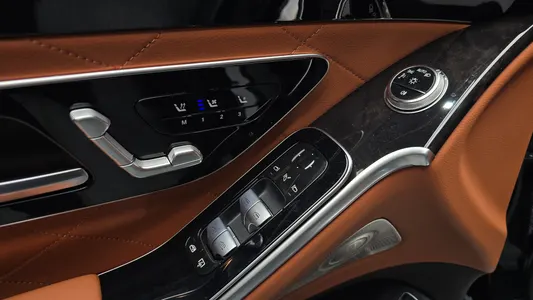 Mercedes-Benz S-Class W223 S500L 4MATIC 2025 27
