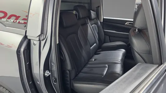 KG Mobility 렉스턴 스포츠 2.2 2WD 2018 12