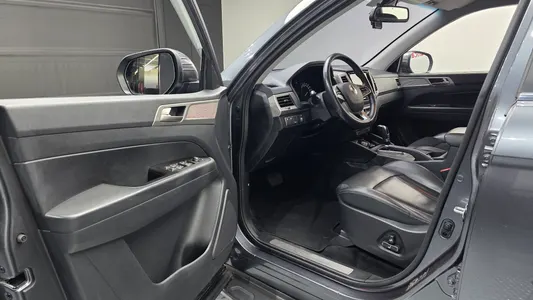 KG Mobility 렉스턴 스포츠 2.2 2WD 2018 10