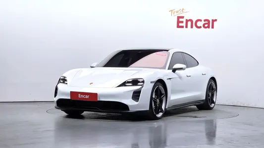 Porsche GTS 2024