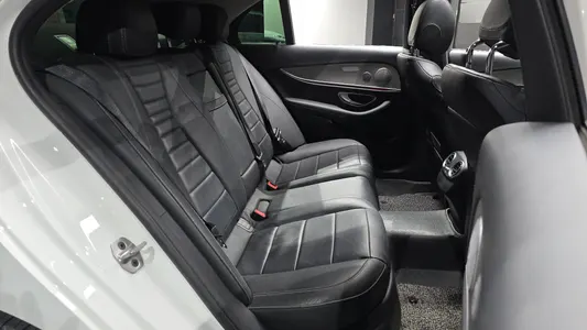 Mercedes-Benz E-Class W213 E300 AMG Line 2018 11