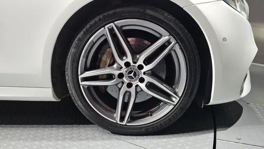 Mercedes-Benz E-Class W213 E300 AMG Line 2018 21