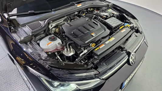 Volkswagen 8 2.0 TDI 2022 6
