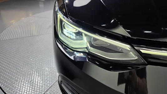 Volkswagen 8 2.0 TDI 2022 22
