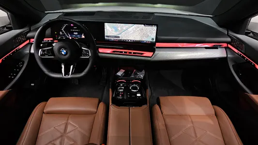 BMW 5 Series (G60) 530i xDrive M 2025 6