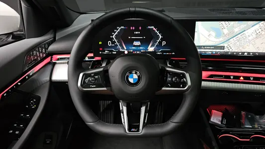 BMW 5 Series (G60) 530i xDrive M 2025 11