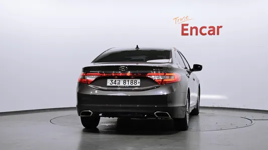 Hyundai Grandeur HG HG240 2015 4