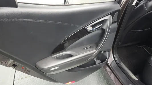 Hyundai Grandeur HG HG240 2015 25