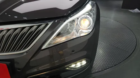 Hyundai Grandeur HG HG240 2015 22