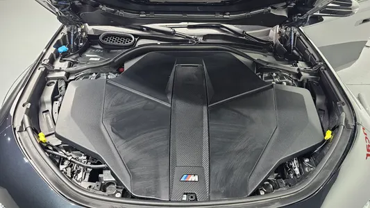 BMW i7 (G70) M70 xDrive M 2025 6