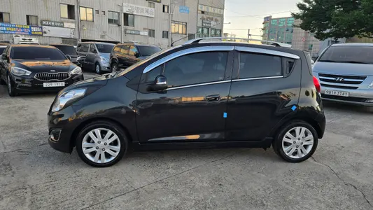 Chevrolet Spark LT 2013 8