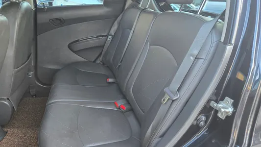Chevrolet Spark LT 2013 11