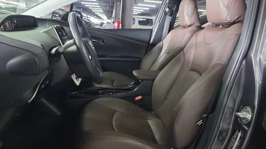 Toyota 4 1.8 E 2017 5
