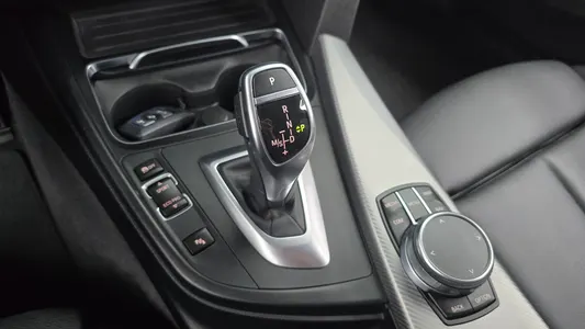 BMW 3 Series (F30) 320i M 2018 9