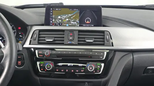BMW 3 Series (F30) 320i M 2018 13