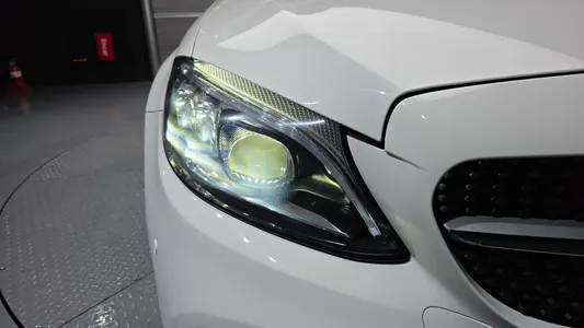 Mercedes-Benz C-Class W205 C200 2022 22
