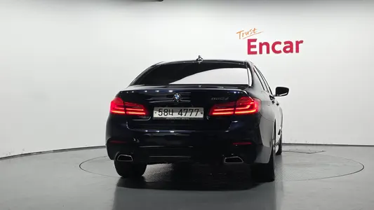 BMW 5 Series (G30) 520d xDrive M 2018 4