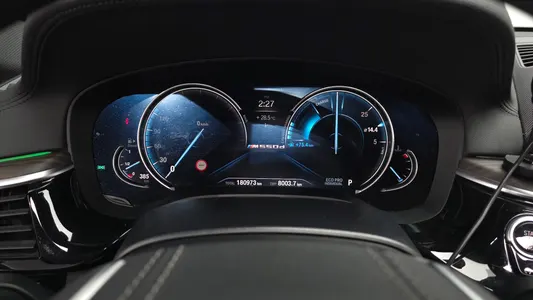 BMW 5 Series (G30) 520d xDrive M 2018 8