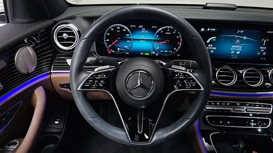 Mercedes-Benz E-Class W213 E450 4MATIC 2022 12