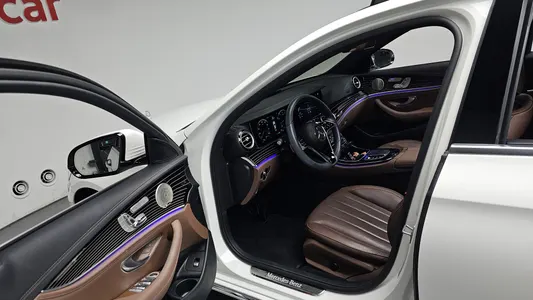 Mercedes-Benz E-Class W213 E450 4MATIC 2022 9