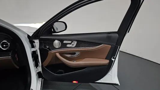 Mercedes-Benz E-Class W213 E450 4MATIC 2022 24