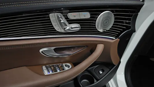 Mercedes-Benz E-Class W213 E450 4MATIC 2022 33