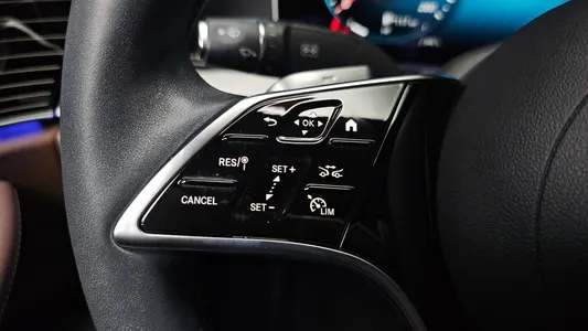 Mercedes-Benz E-Class W213 E450 4MATIC 2022 34
