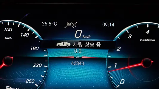Mercedes-Benz E-Class W213 E450 4MATIC 2022 28