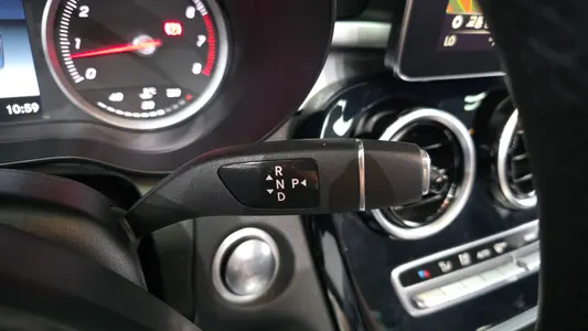 Mercedes-Benz C-Class W205 C200 2018 9
