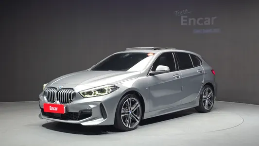 BMW 1 Series (F40) 120i M 2023