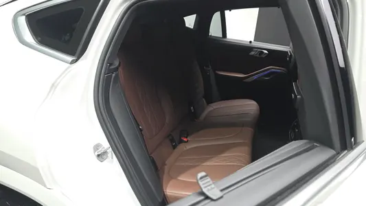 BMW X6 (G06) xDrive40i M 2022 11